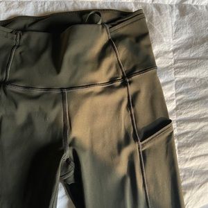 Fast and Free HR Tight 25”